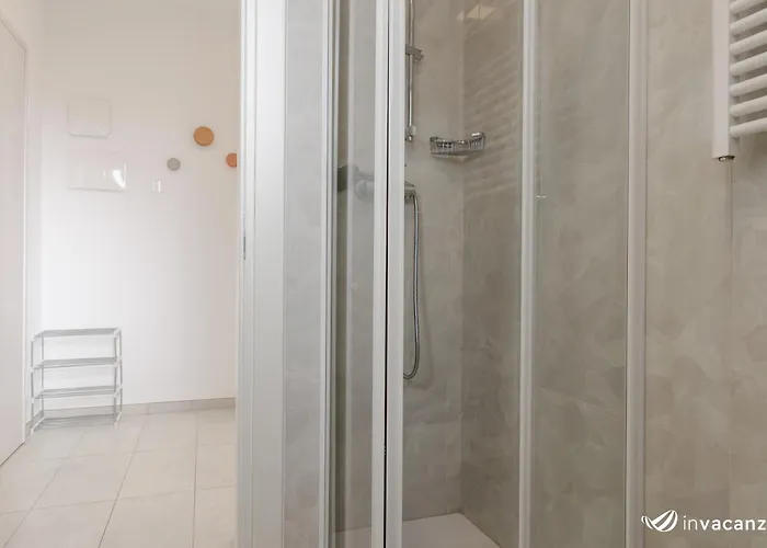 Gavioli - Invacanza * 알바아드리안티카